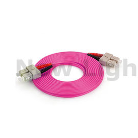 SC - SC çok modlu fiber optik yama kablosu dubleks kırmızı / siyah önyükleme OM4 50/125