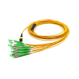 12 Fiber Fan Out Düşük Kaybı Sarı MTP MPO ST APC Mpo Trunk Kablo Patch Kablosu Uzunluğu 1 Metre