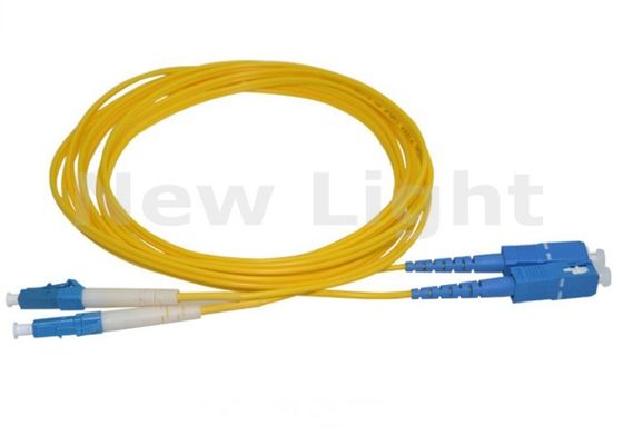 satın al CATV ve FTTH Uygulamaları için 2.0mm Çaplı ve 3 Metre Uzunluğunda Tek Modlu Dubleks Fiber Optik Yama Kablosu online manufacture