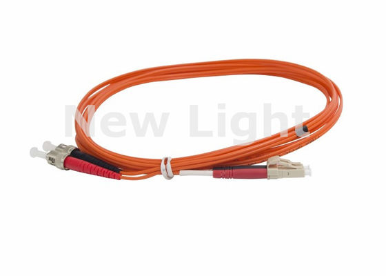 LC-ST Çok Modlu Fiber Optik Patch Kablo 2.0mm Çap Yüksek Hızlı Veri İletim Bağlantısı